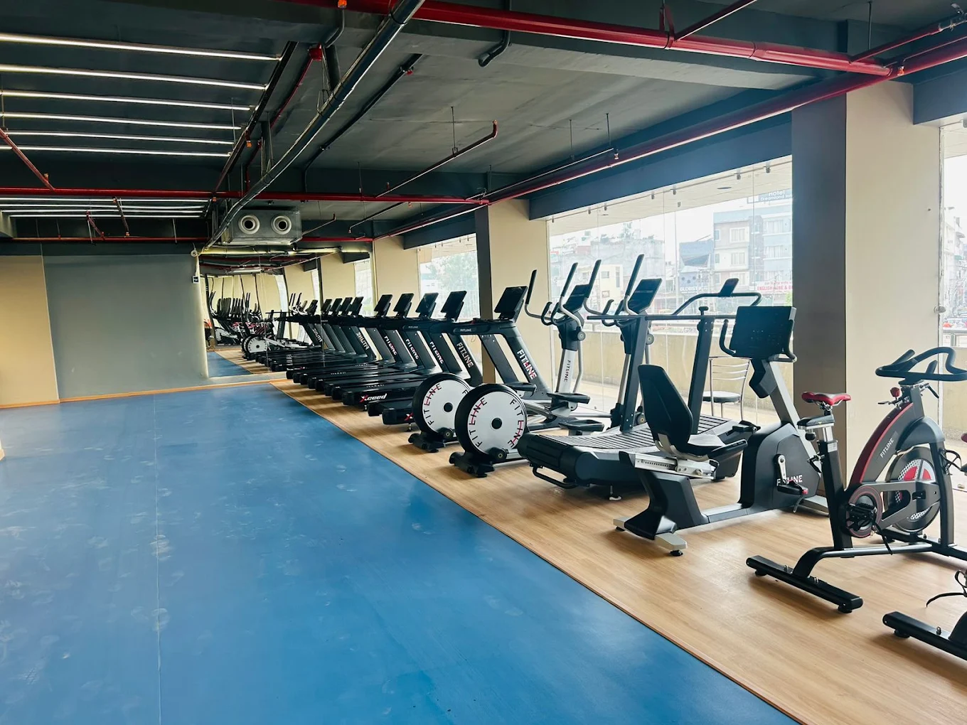 Athelonics Hybrid Gym Zirakpur