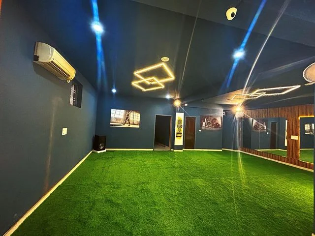 Dumbbells & Curls Gym Dehradun