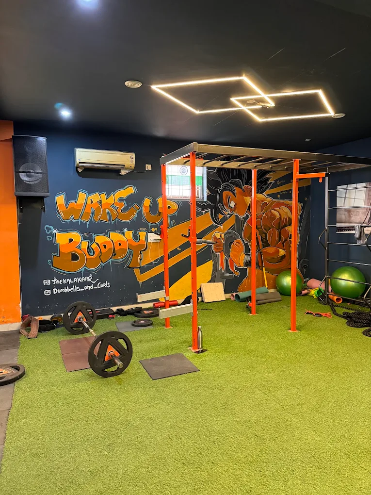 Dumbbells & Curls Gym Dehradun