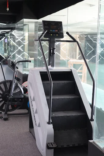 Elite Edge Gym & Spa, Chandigarh
