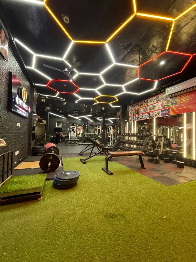 Fitness 7 Gym Chain Mohali