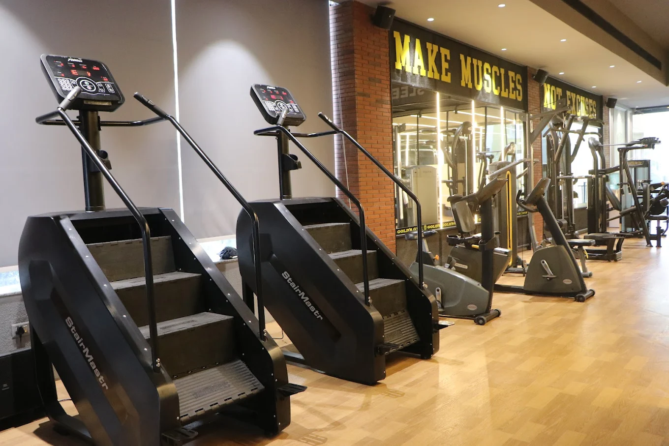 GOLDS GYM PREMIUM Jalandhar Heights