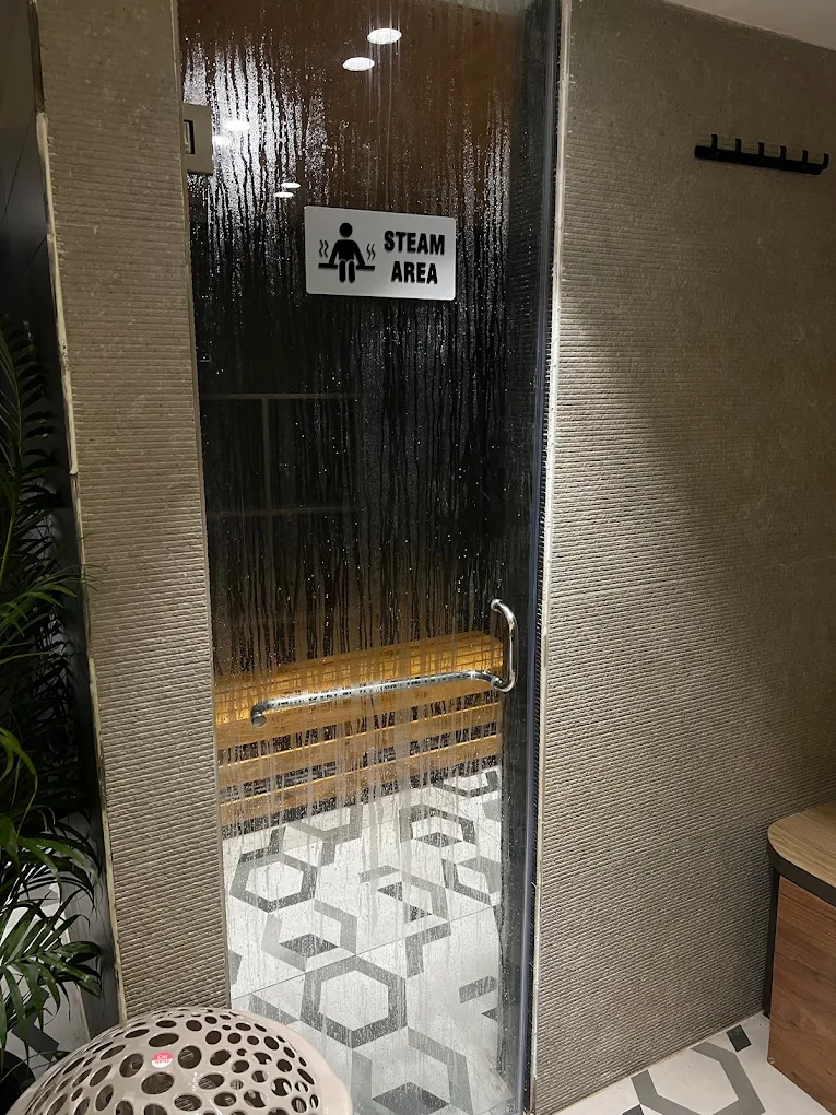 Iconic Luxury Gym Dehradun