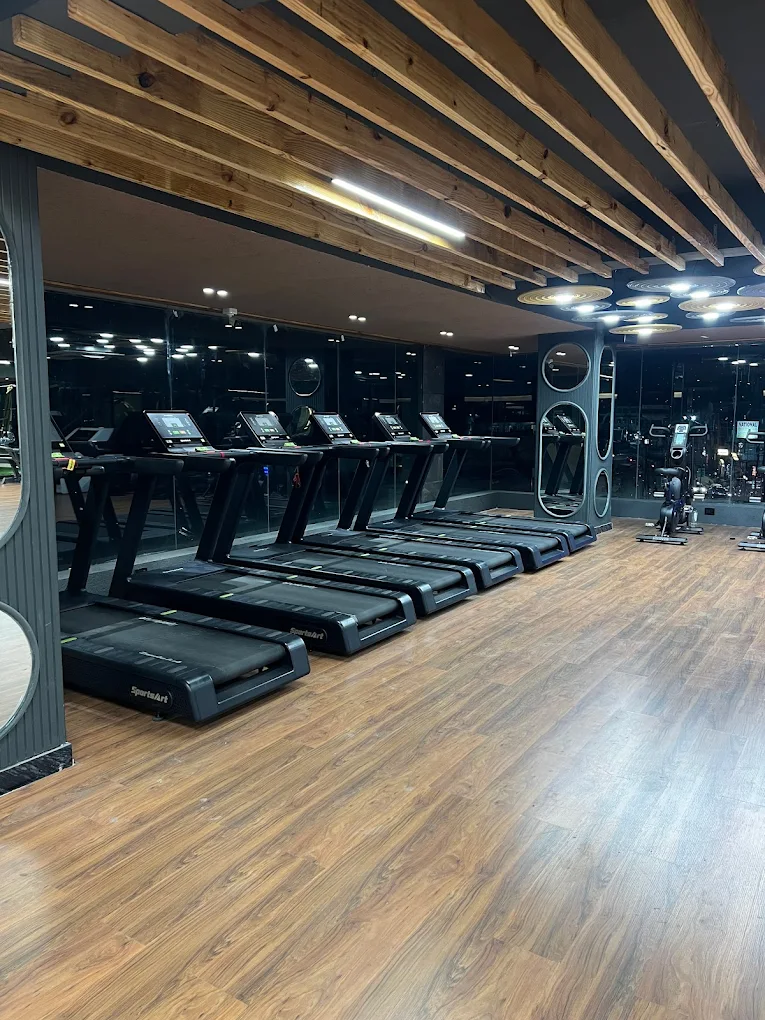 Iconic Luxury Gym Dehradun