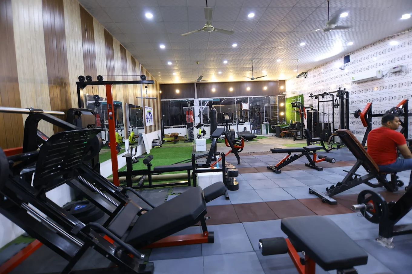 Iconiic Fitness Unisex Gym Haridwar