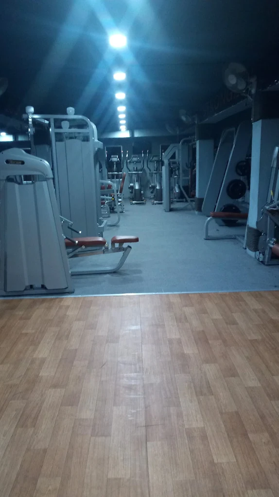 IRON HUB GYM Chandigarh