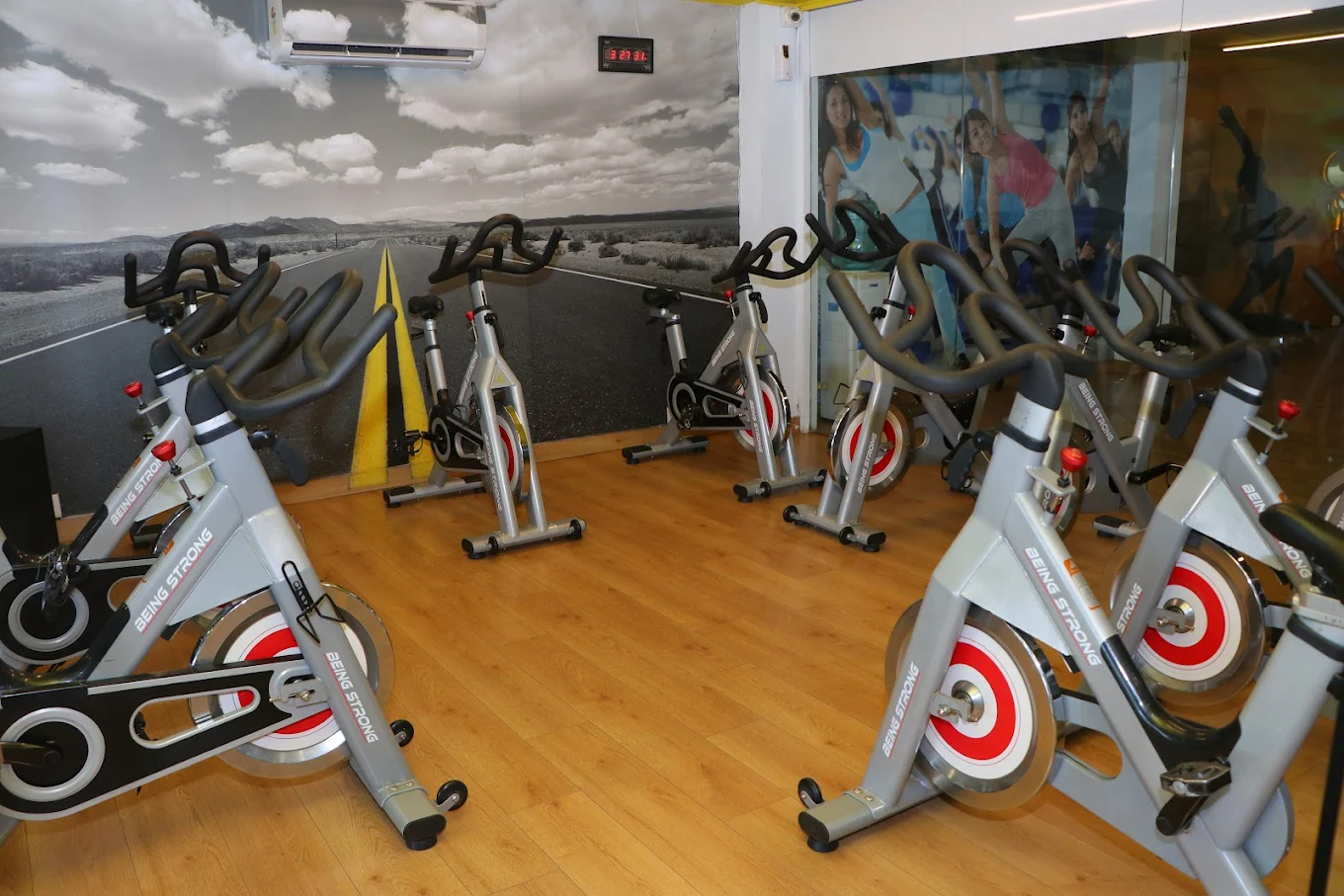 Oxen Gym & Spa Ludhiana