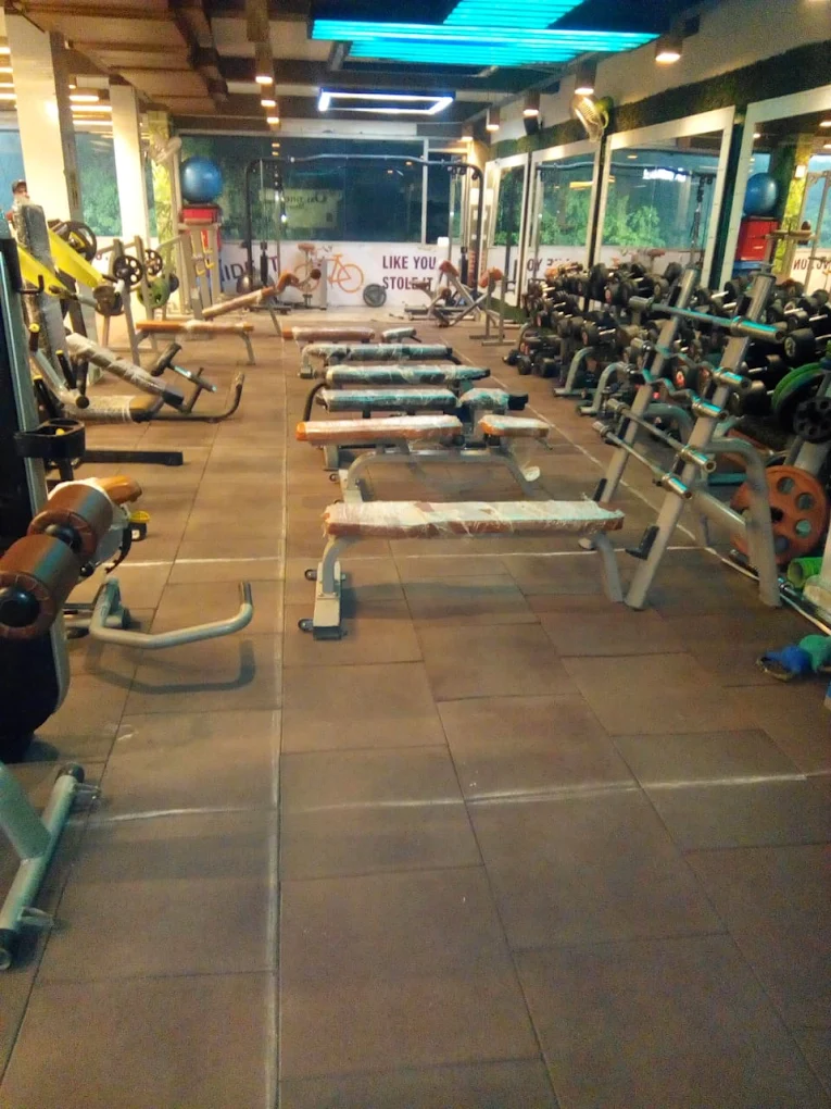 Oxizone Fitness & Spa Karnal