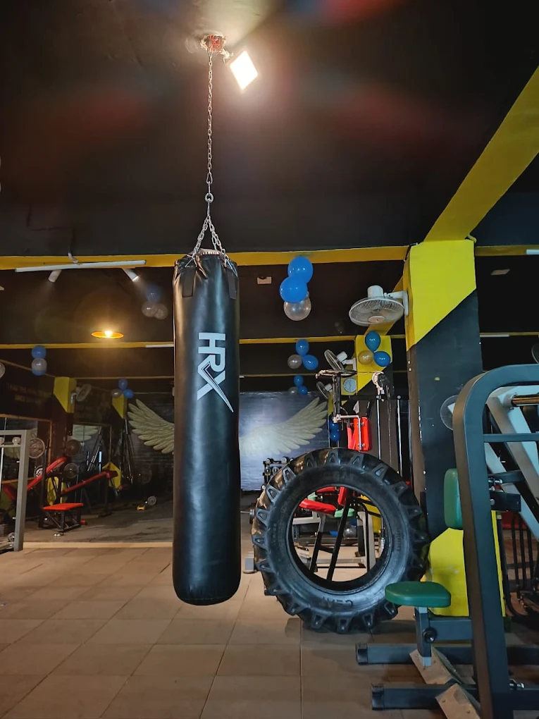 Pumping power gym 1994 Rudrapur