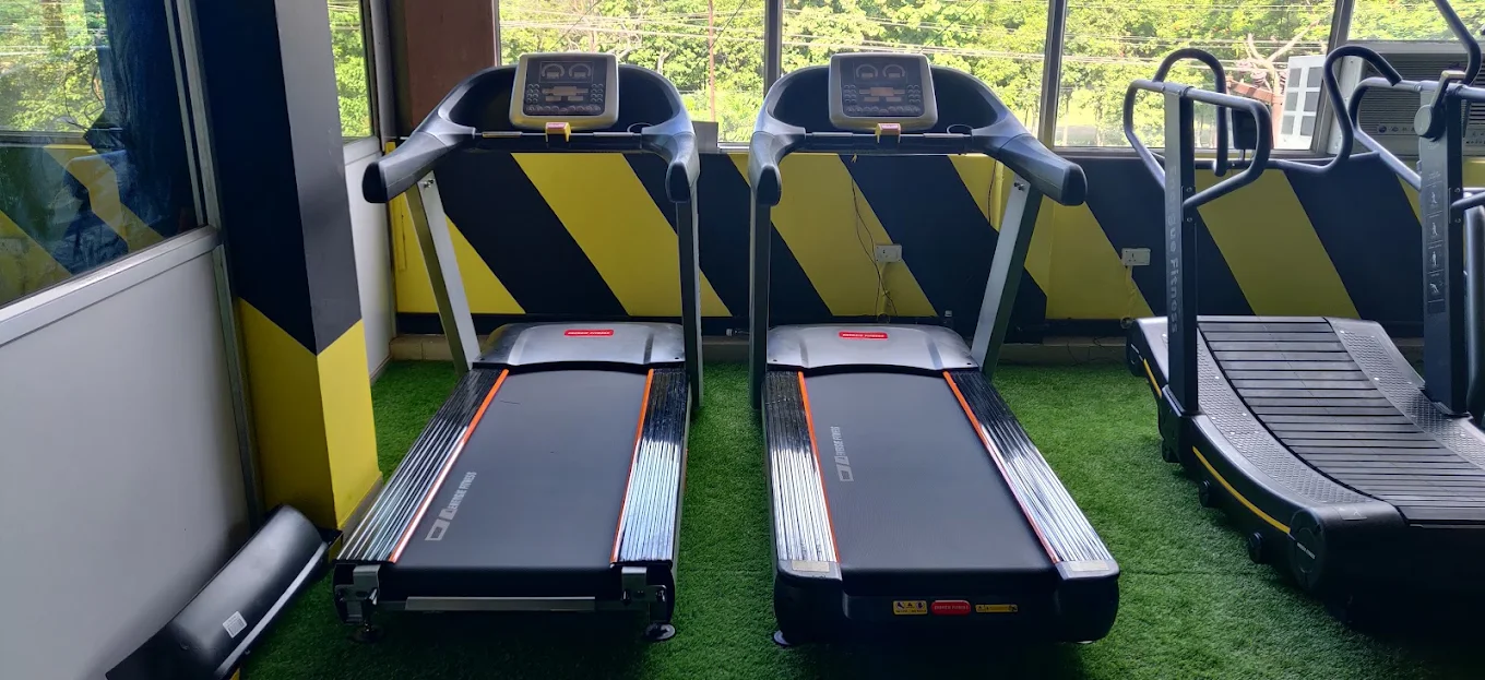 Pumping power gym 1994 Rudrapur